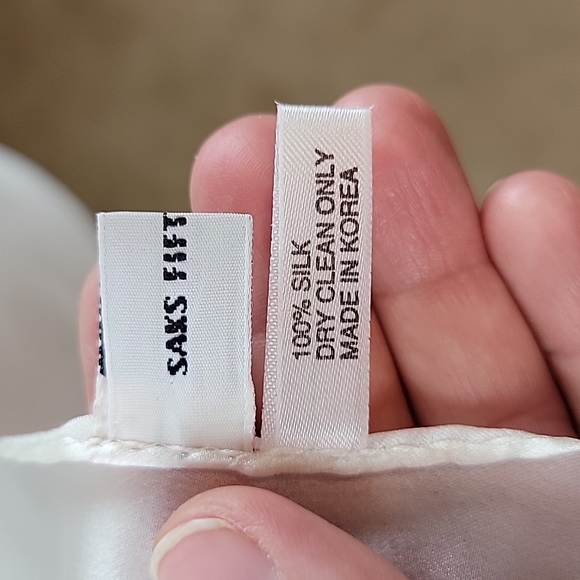 Vintage Saks Fifth Avenue City Scene Scarf - Picture 7 of 7